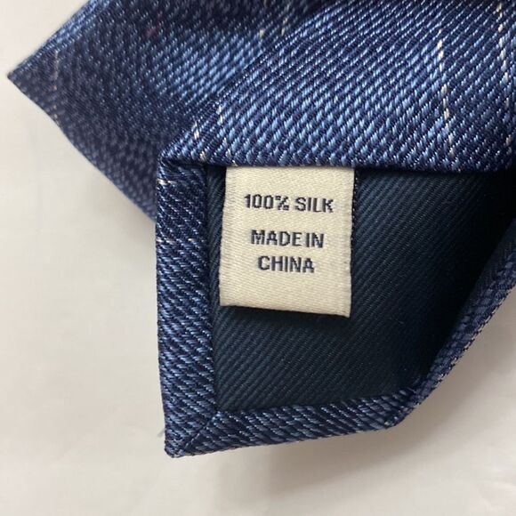 JOSEPH ABBOUD mens wearhouse denim blue color silver 100 % silk length 29 inch - Picture 6 of 6